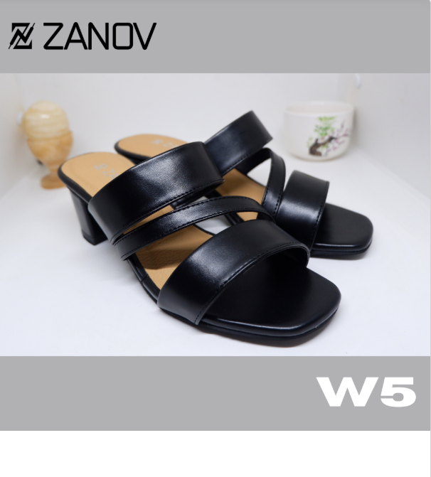 Sandal wanita